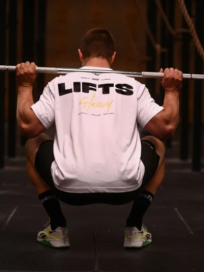 BOXY SHIRT - KEEP LIFTS HEAVY