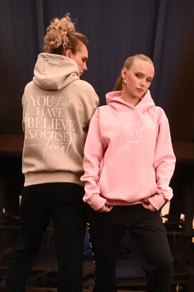 OVERSIZED HOODIE - TRUST THE MAGIC