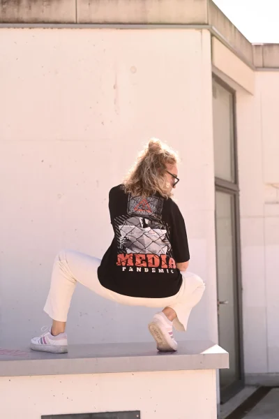 OVERSIZED SHIRT - MEDIA PANDEMIC