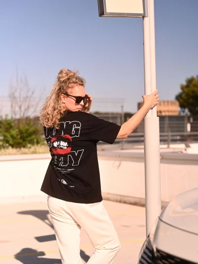 OVERSIZED SHIRT - YOUNG & DRTY